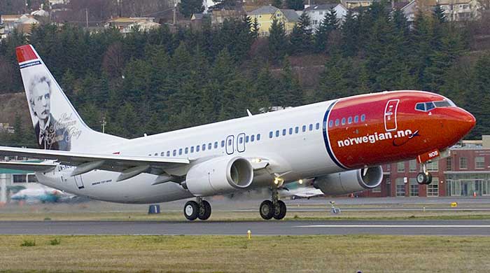 Boeing 737-800 Norwegian Air Shuttle